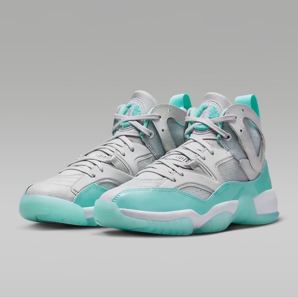 Authentic Jordan Women’s Jump Two Trey size 6.5 Neutral Grey/Bleach Aqua. - Picture 2 of 10